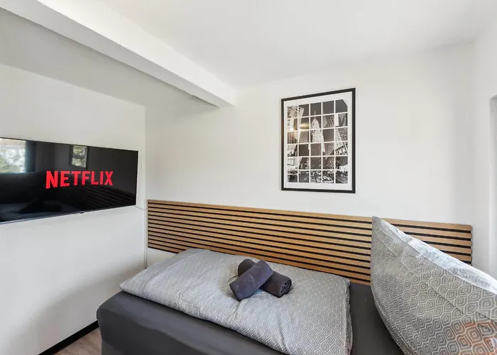 Premium Apartment Naumi 1, Kueche, Parkplatz, 3 Bedrooms Merseburg zdjęcie