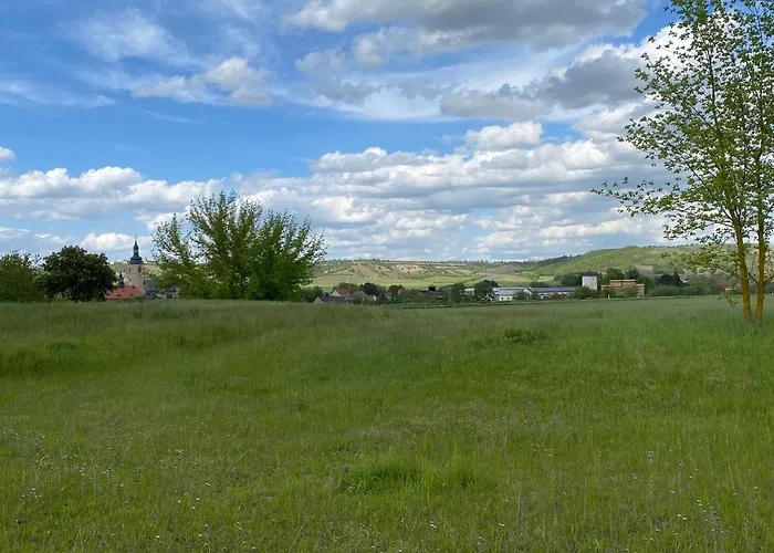 Фото Апартаменты Weinbergblick Laucha Unstrut Ploessnitz