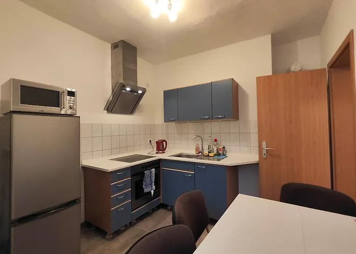 Schoene 1 Raum, 1 - 3 Bett Fewo In 施塔斯富尔特照片