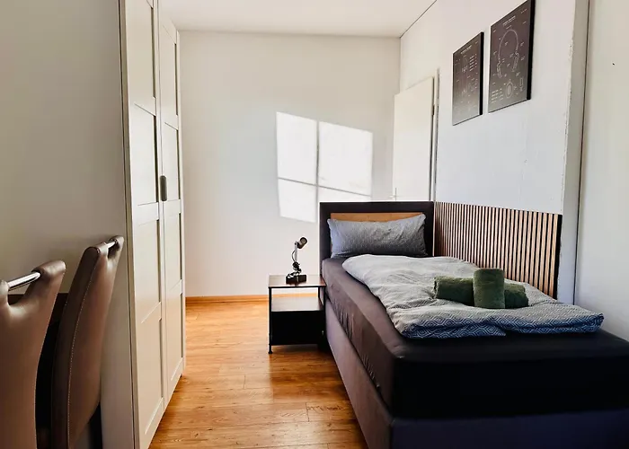 Premium Quartier - Modernes Apartment, 2 Schlafzimmer, Wlan, Parken, Kueche Merseburg photo