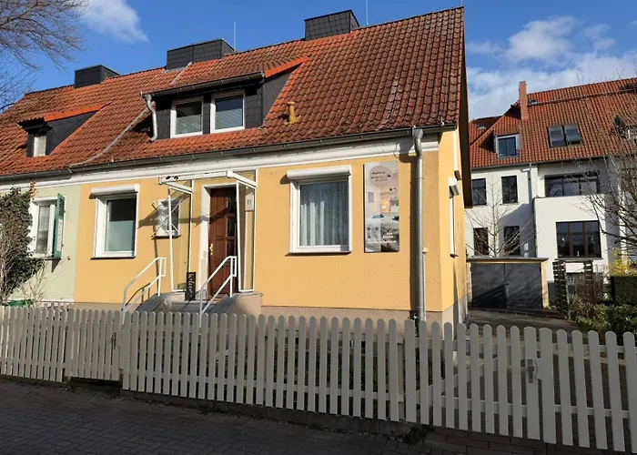 Stilvolles Apartment für Gruppen bis 8 Personen in Magdeburg WerderQuartier Foto